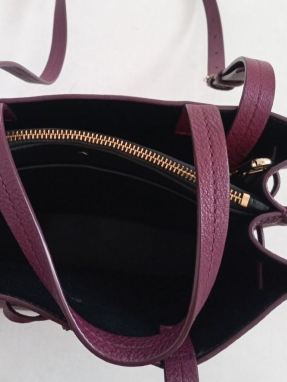 Kate Spade mulberry color pebbled leather tote purse with tassel details - Picture 9 of 11